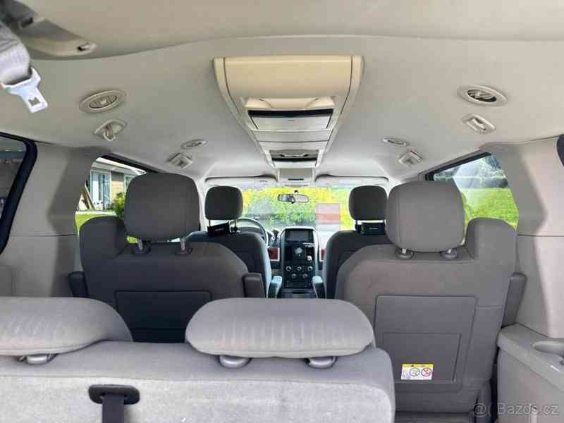 Chrysler Town & Country 3,8   V6 148Kw BENZIN+LPG - foto 2