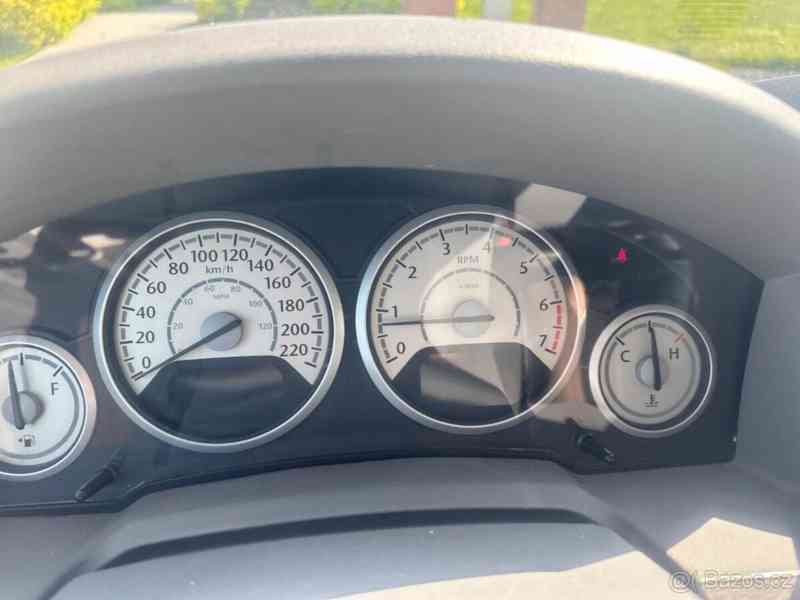 Chrysler Town & Country 3,8   V6 148Kw BENZIN+LPG - foto 17