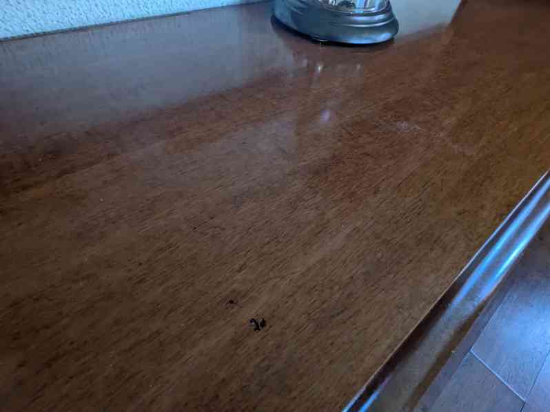 Krásná designová komoda se zrcadlem - foto 9