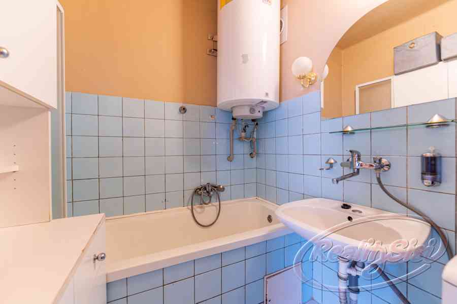 Pronájem prostorného bytu 3+1 s lodžií – Červený Kostelec - foto 5