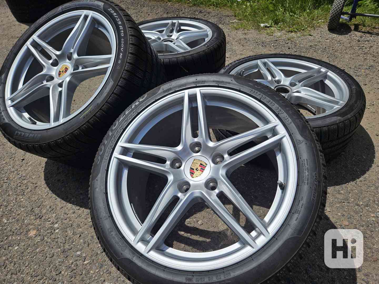 🛞 Originální alu kola Porsche 19" – 5x130 s pneu Pirelli (8 - foto 1