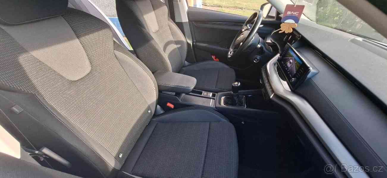 Škoda Octavia 2,0   IV TDI - foto 12