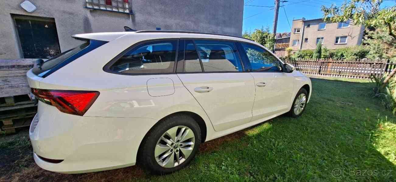 Škoda Octavia 2,0   IV TDI - foto 8