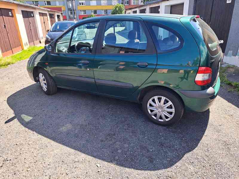 Renault Scénic 1,6     benzín - foto 3
