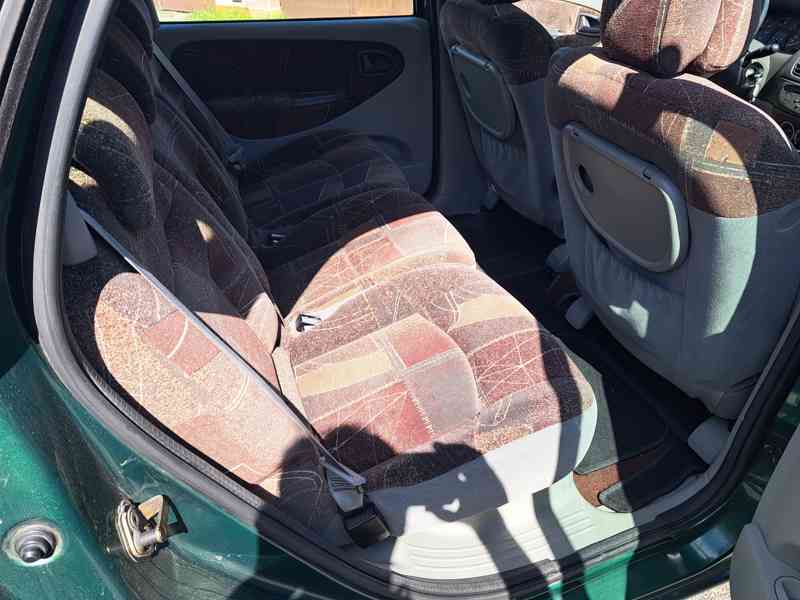 Renault Scénic 1,6     benzín - foto 10