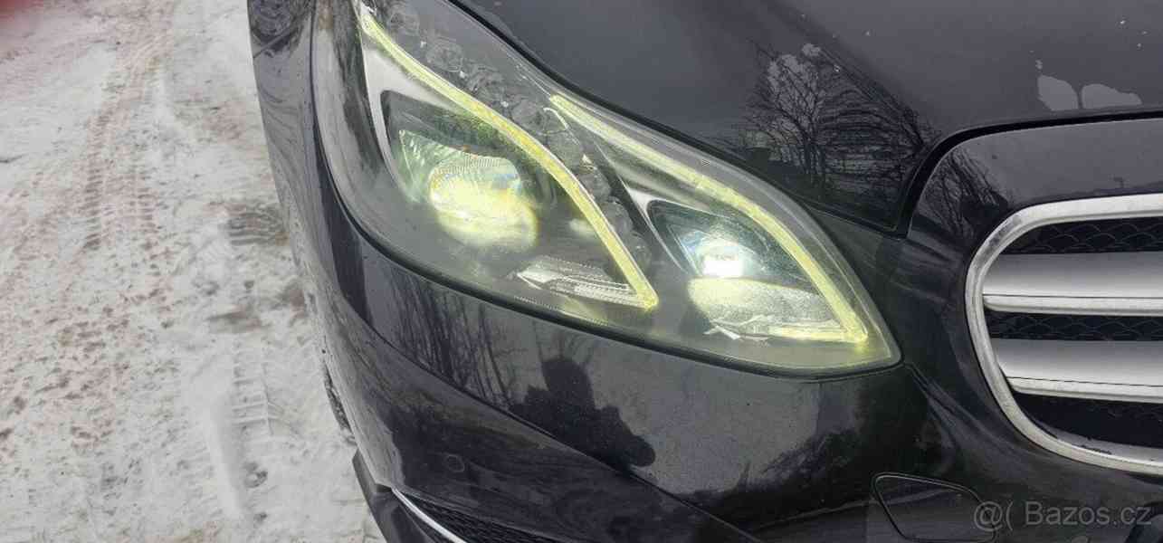 Mercedes-Benz Třídy E 200 CDI - foto 9