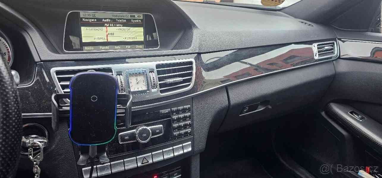 Mercedes-Benz Třídy E 200 CDI - foto 13