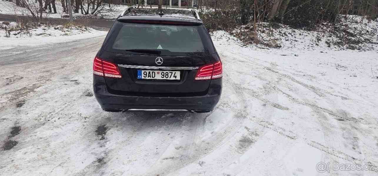 Mercedes-Benz Třídy E 200 CDI - foto 6
