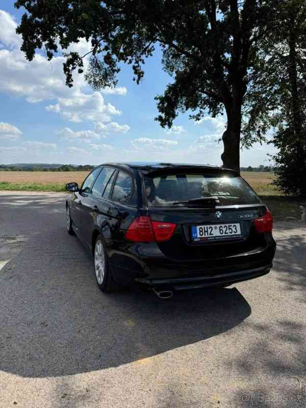 BMW Řada 3 2,0   E91 LCI 320D 130 kw - foto 12