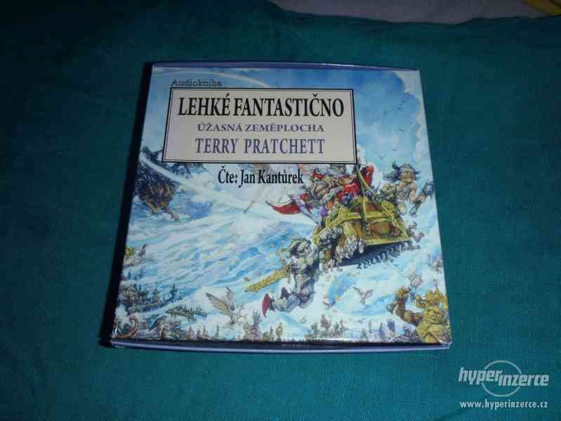 audiokniha Lehké fantastično - Terry Pratchett 8CD - foto 1