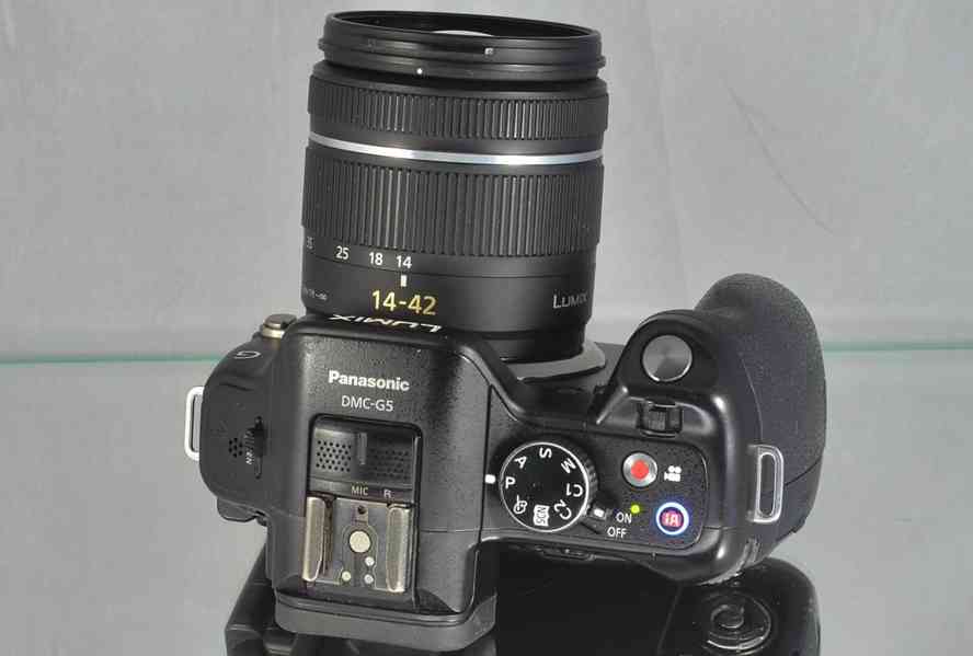 Panasonic Lumix DMC-G5+G VARIO 14-42mm  2400 Exp - foto 9