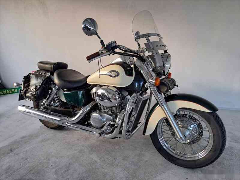 Honda VT 750 Shadow - foto 2