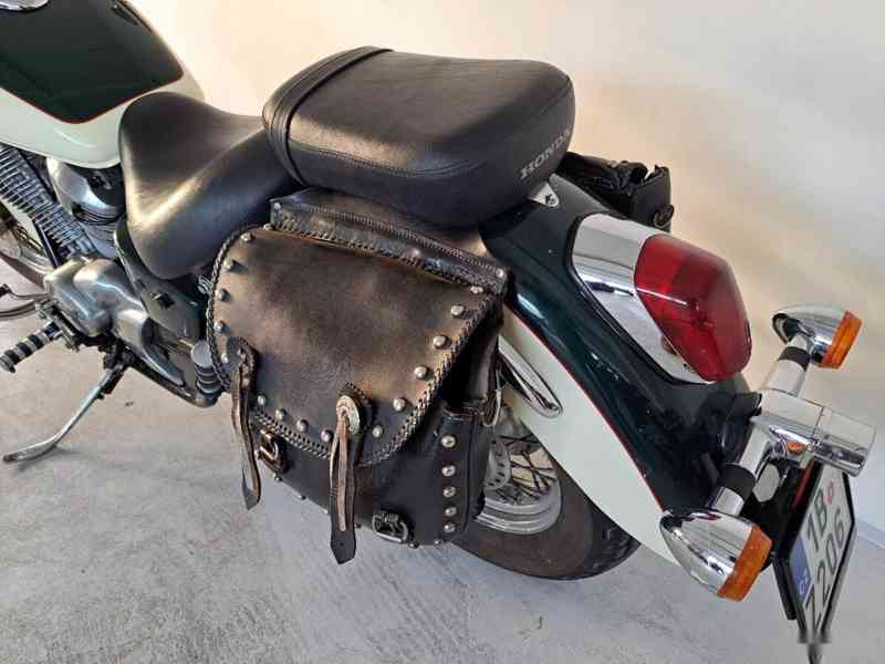 Honda VT 750 Shadow - foto 13