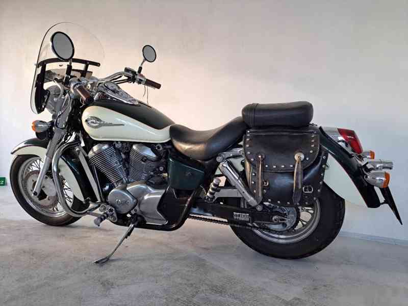Honda VT 750 Shadow - foto 7