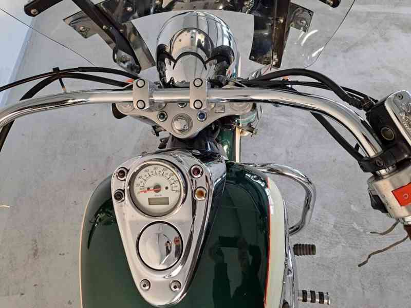Honda VT 750 Shadow - foto 9