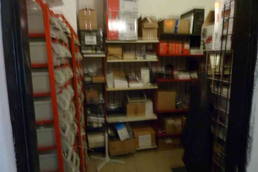 Nájem haly Brno 203m2 - foto 12