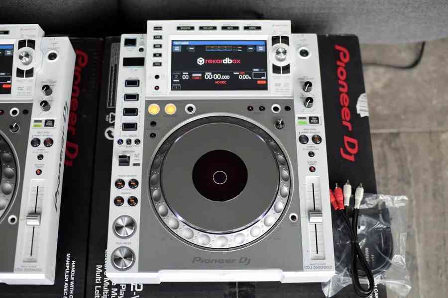 2xPioneer Cdj-Tour1+Djm-Tour1/2xCdj-2000Nxs2W 1xDjm-900Nxs2W - foto 4