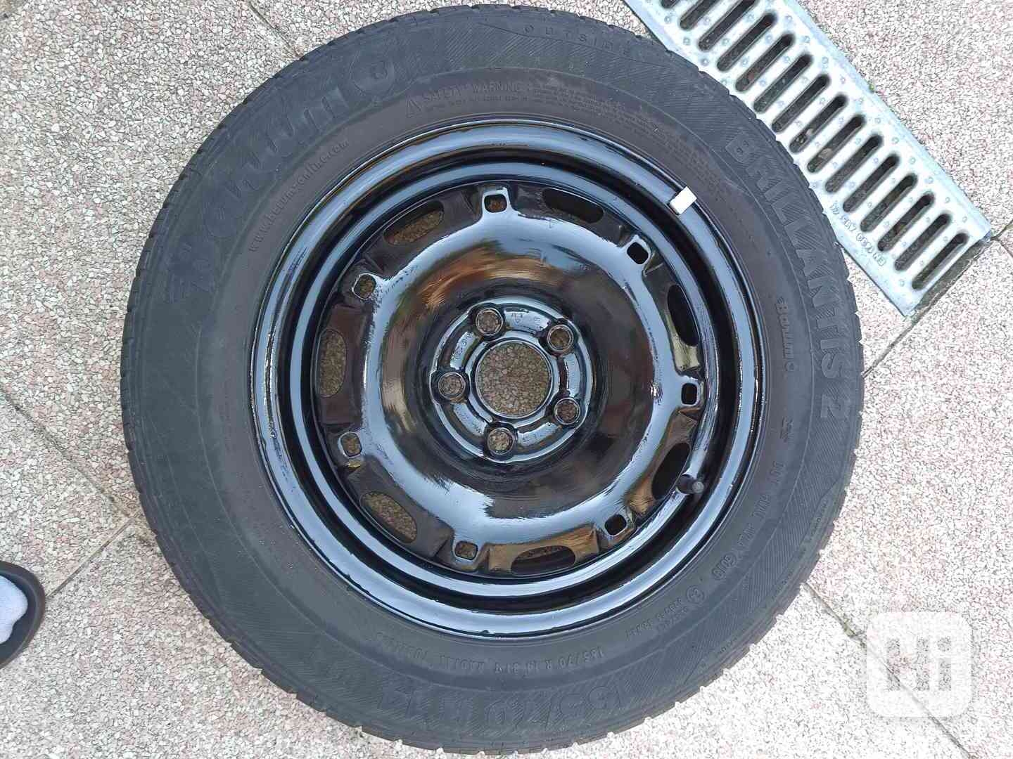 Prodám sadu 4 pneu 165/70/R14 - foto 1