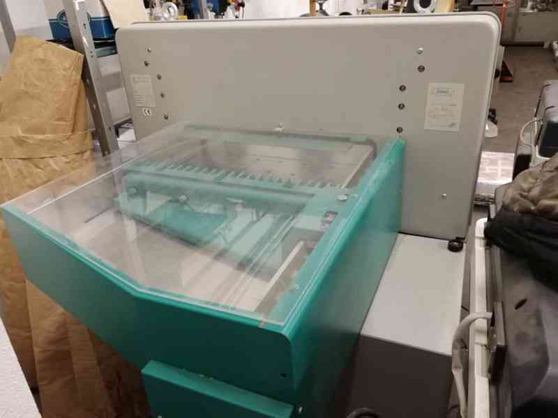 Použitá digitální řezačka papíru Perfecta 76 UC, r. v. 2007 - foto 2