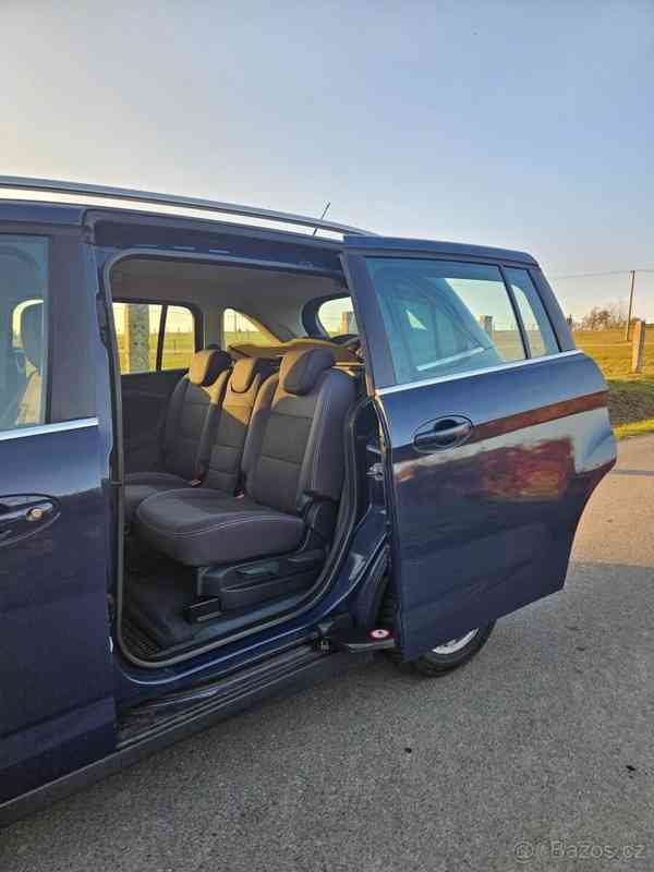 Ford Grand C-MAX 1,6   Titanium - 7 míst - foto 6