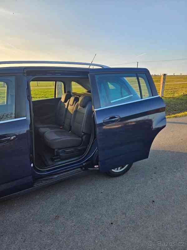 Ford Grand C-MAX 1,6   Titanium - 7 míst - foto 5