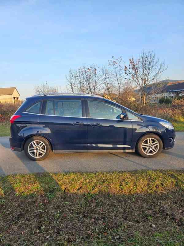 Ford Grand C-MAX 1,6   Titanium - 7 míst - foto 2
