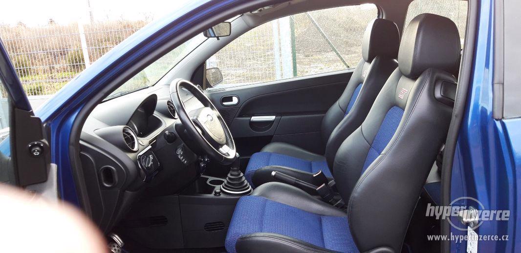 Ford Fiesta ST 150 2.0 Duratec 110 kW - foto 9