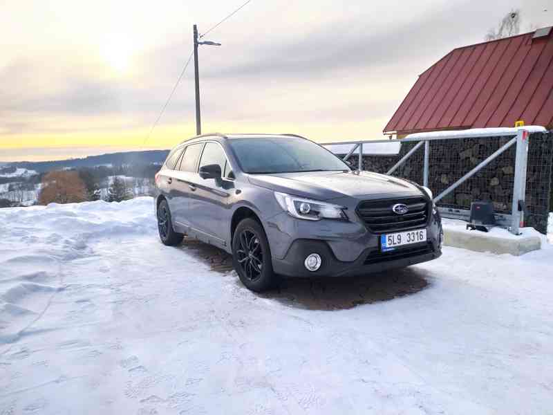 Subaru Outback, LIMITED 2,5i X special edition - foto 6