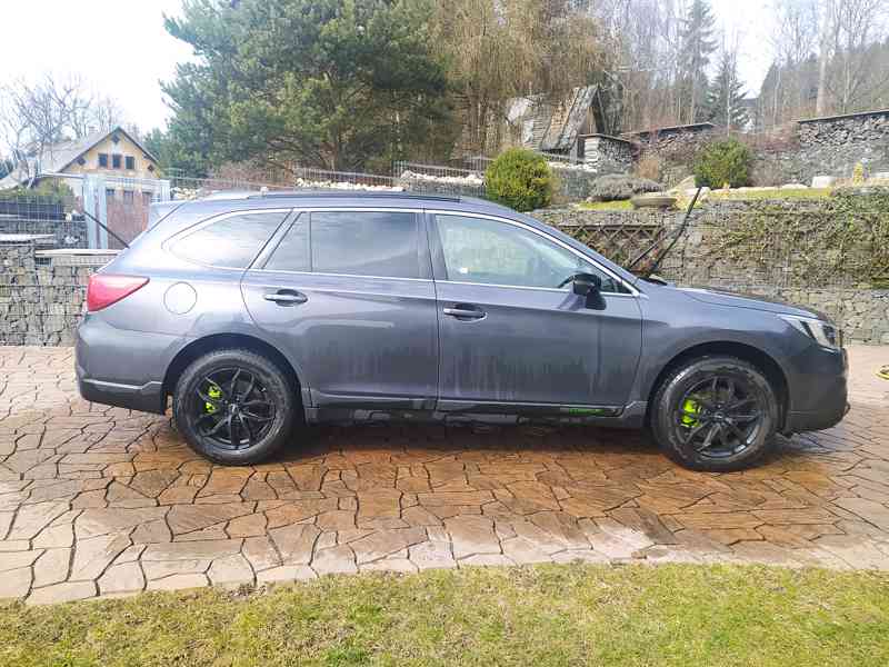 Subaru Outback, LIMITED 2,5i X special edition - foto 25