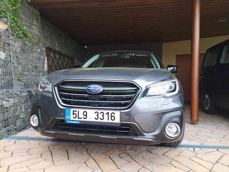 Subaru Outback, LIMITED 2,5i X special edition - foto 5