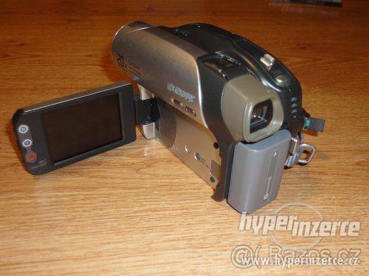 Prodám videkameru Sony DCR-DVD92E - foto 2