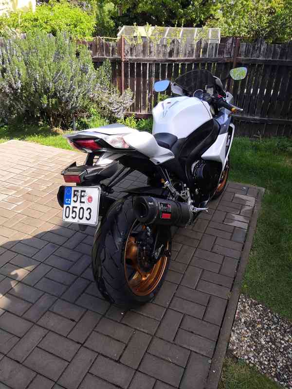 Suzuki GSX-R 1000 K9 - foto 4