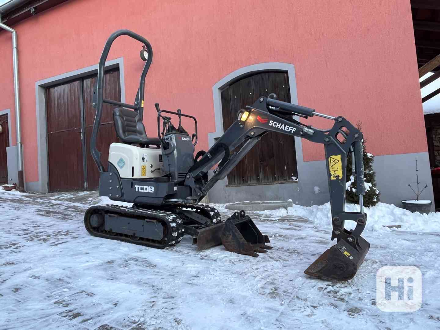 minibagr SCHAEFF TC 08 10/2020  - 550mth TOP STAV - foto 1