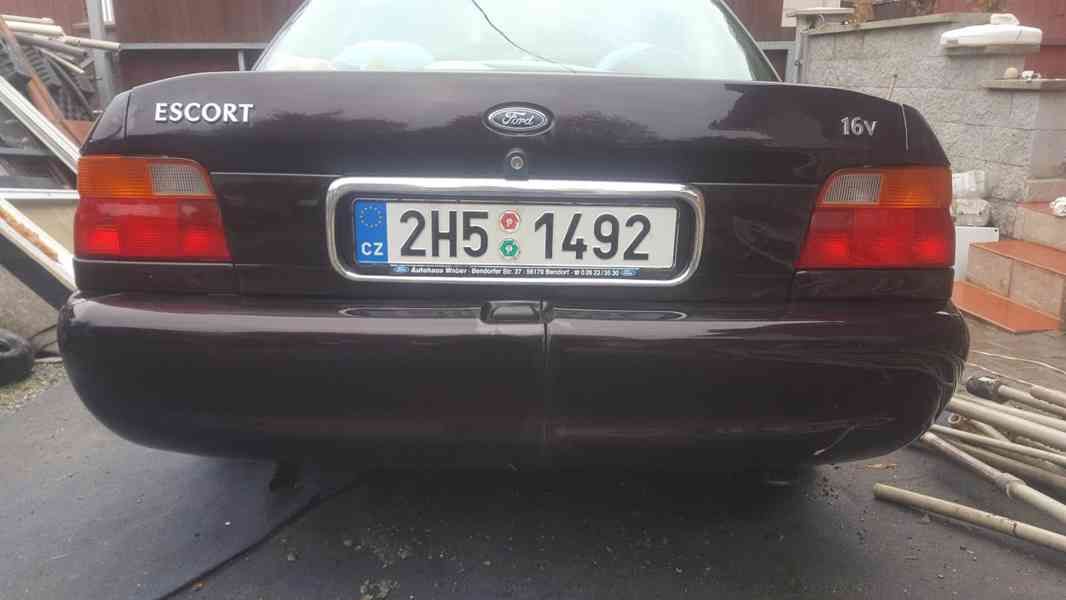 Náchod, díly na Ford Escort sedan 1.6 i zásilkovnou. - foto 2