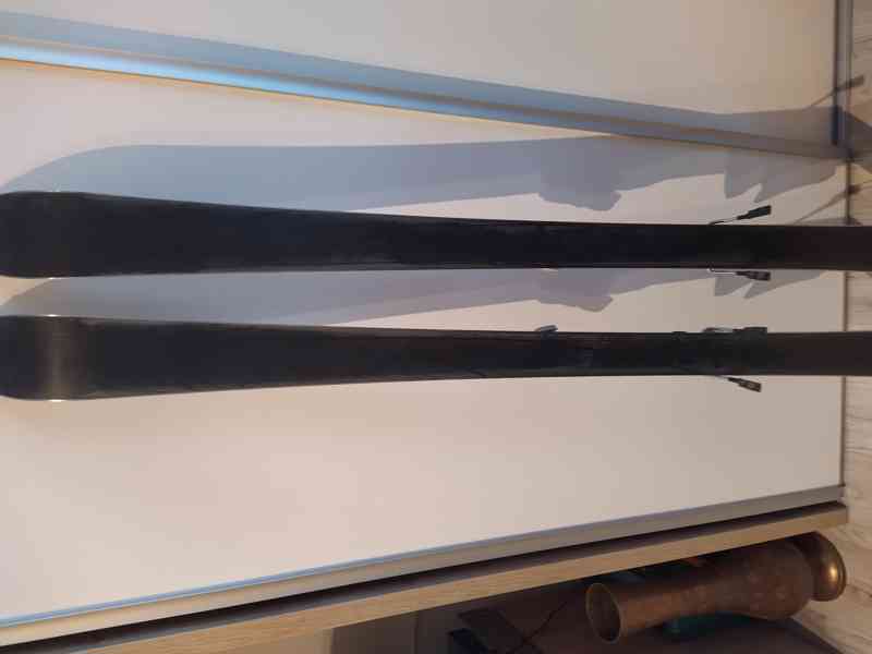  prodám lyžáky ,lyže, kalhoty  - foto 5