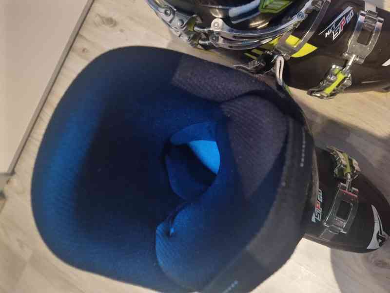  prodám lyžáky ,lyže, kalhoty  - foto 2