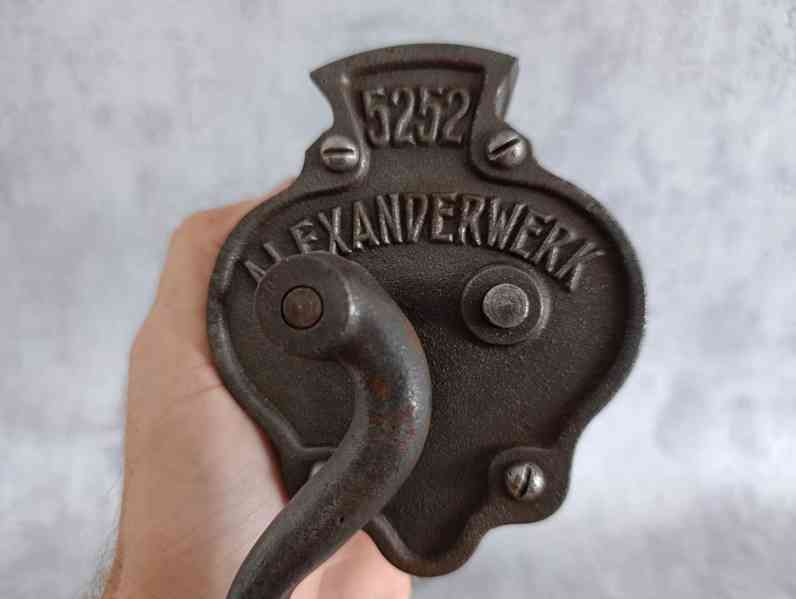 Zachovalý mlýnek zřejmě na fazolové lusky ALEXANDERWERK - foto 7