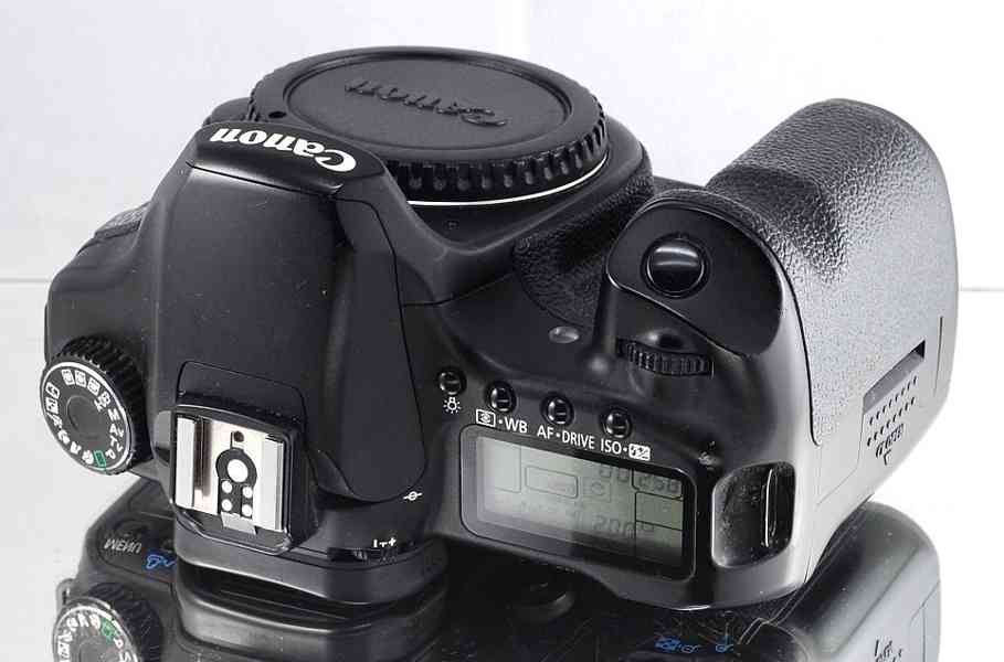 Canon EOS 40D *APS-C DSLR*10,1Mpix CMOS* 9500 Exp. - foto 4