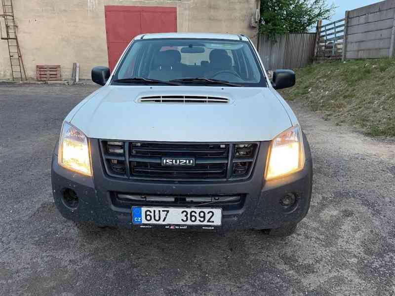 Isuzu D-Max 2,5   D-MAX TD r.v.2011 - foto 1