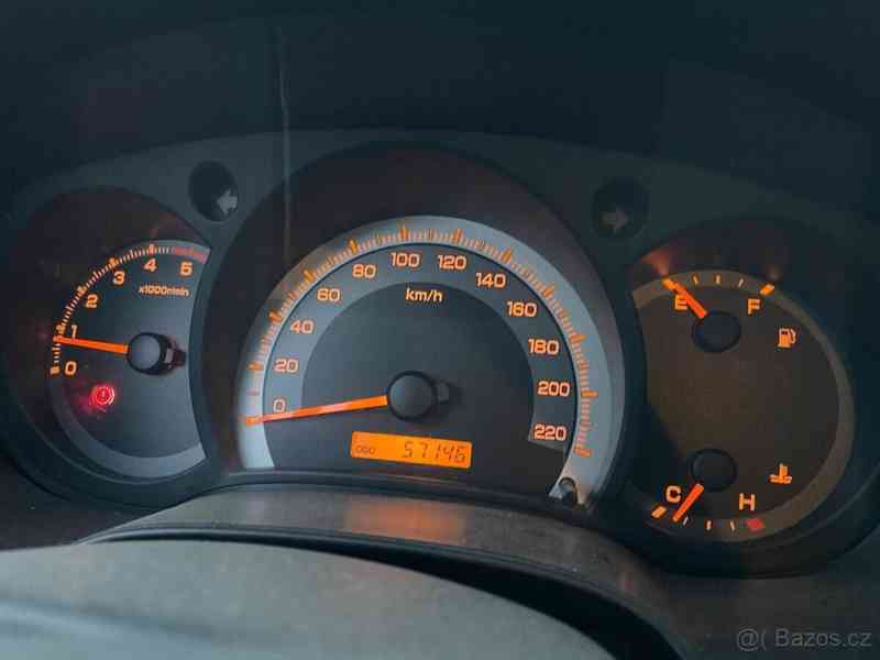 Isuzu D-Max 2,5   D-MAX TD r.v.2011 - foto 6