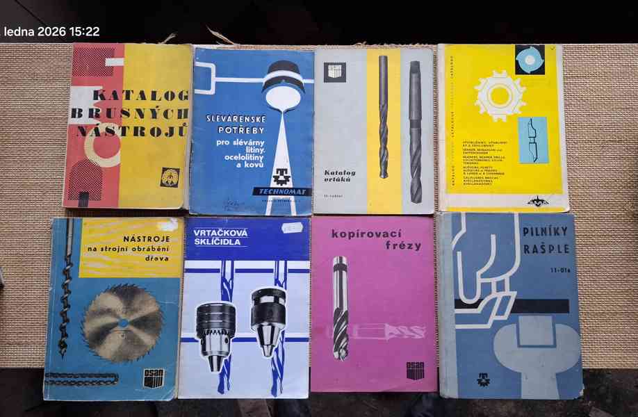 Soubor kovo katalogů - foto 1