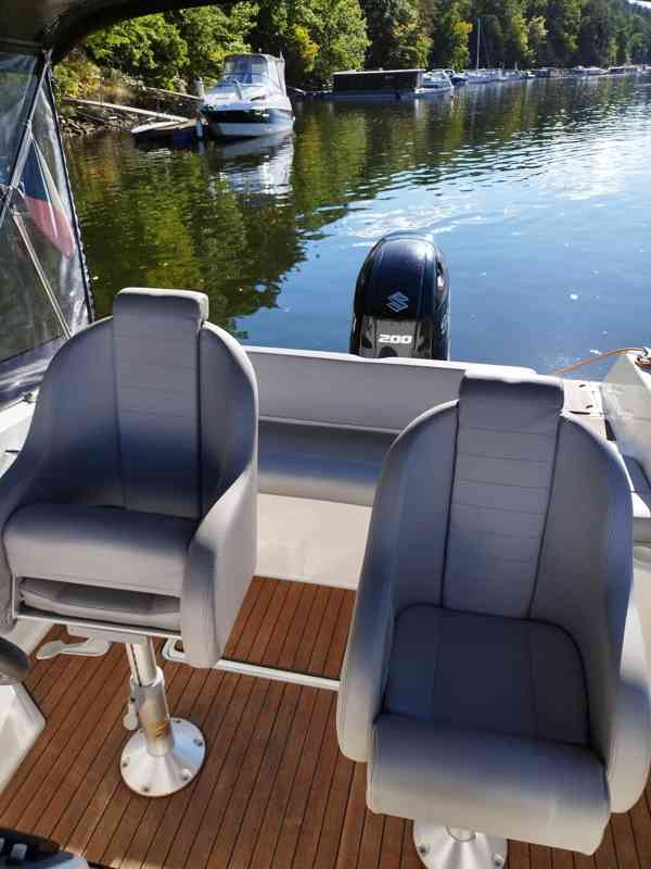 Sun Cruiser 655 (2017) s motorem Suzuki DF 200 Ap (2018) a p - foto 3