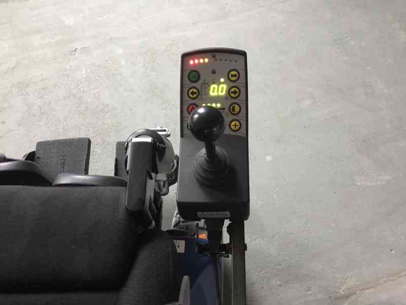 Elektricky Invalidni vozik - foto 3