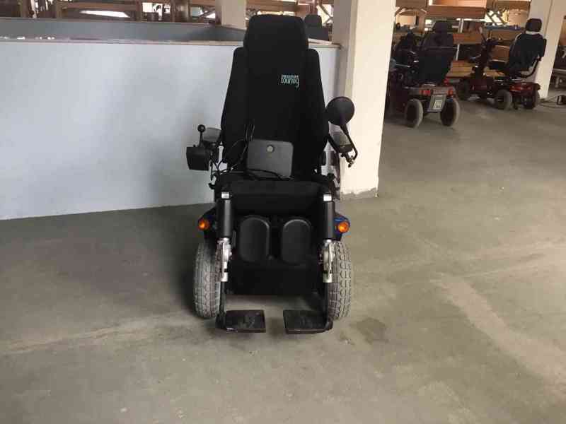Elektricky Invalidni vozik - foto 1