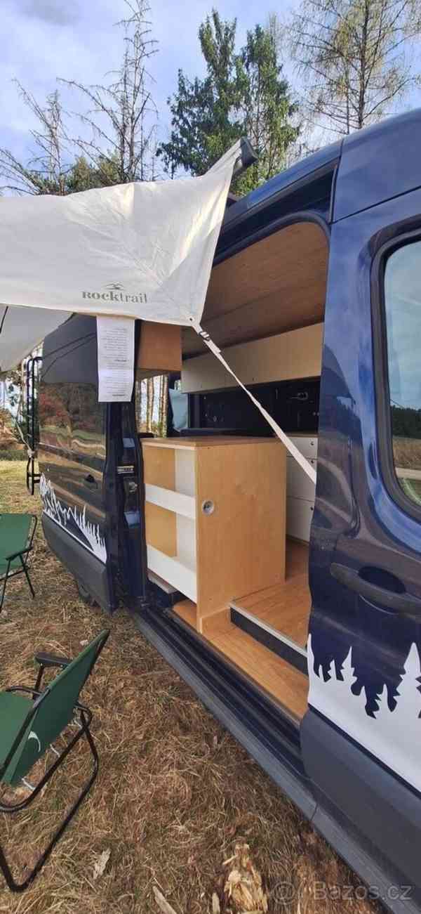Ford Transit Obytná dodávka - foto 11