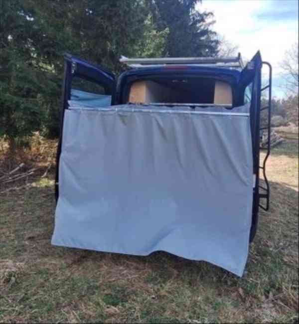 Ford Transit Obytná dodávka - foto 17