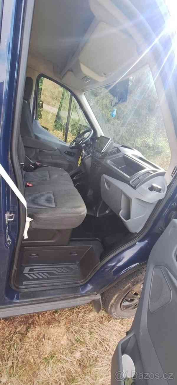 Ford Transit Obytná dodávka - foto 10