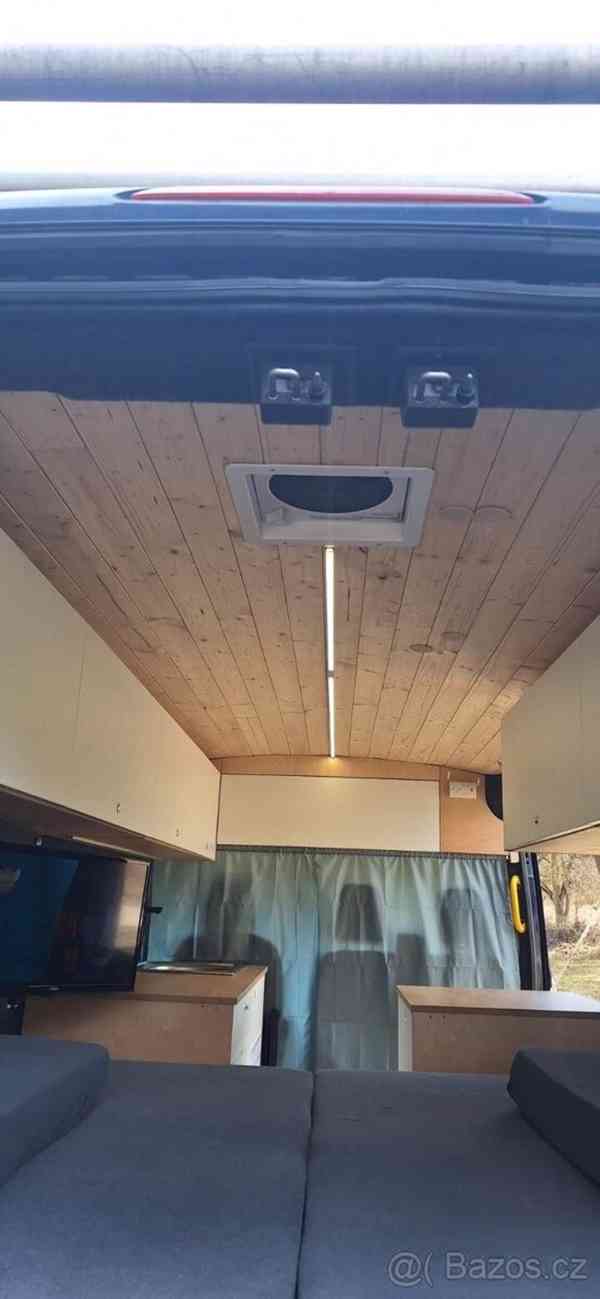Ford Transit Obytná dodávka - foto 16