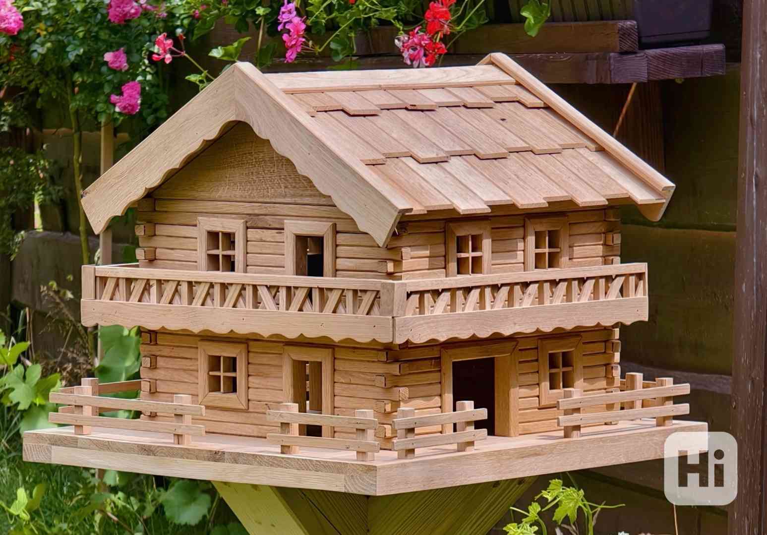 Exkluzivní ptačí domek – mistrovská ruční práce z dubu - foto 1