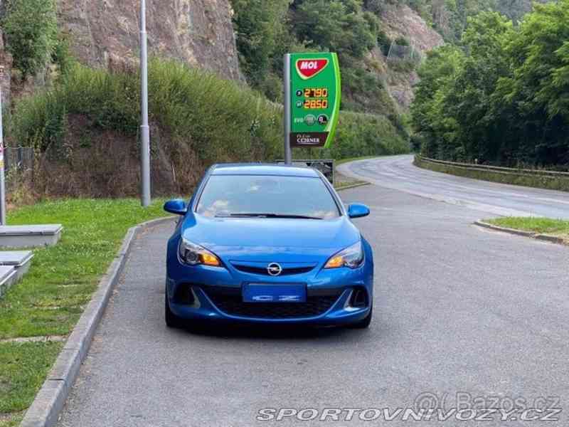 Opel Astra J GTC OPC	 - foto 6